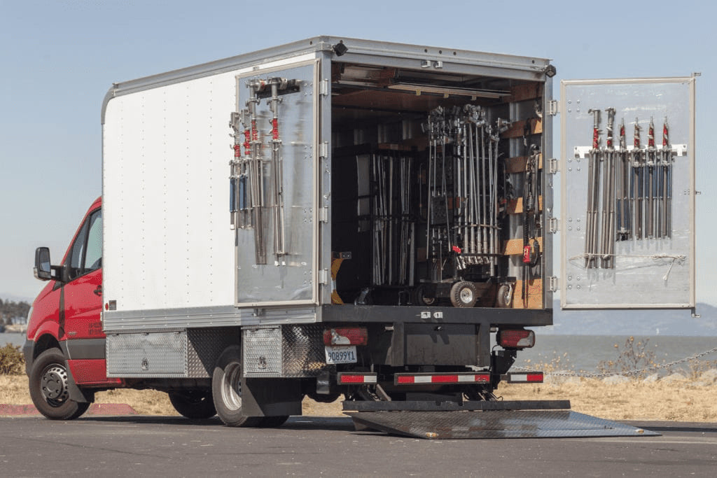 Truck w/ 2 Ton Grip Kit