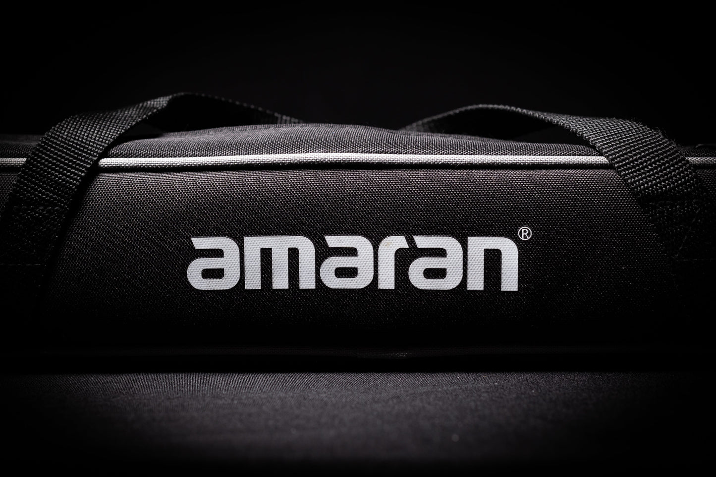 Amaran T2C RGB light